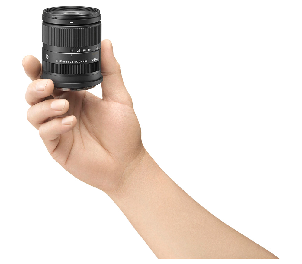 Объектив Sigma 18-50mm f/2.8 DC DN Contemporary X-Mount (уцененный)