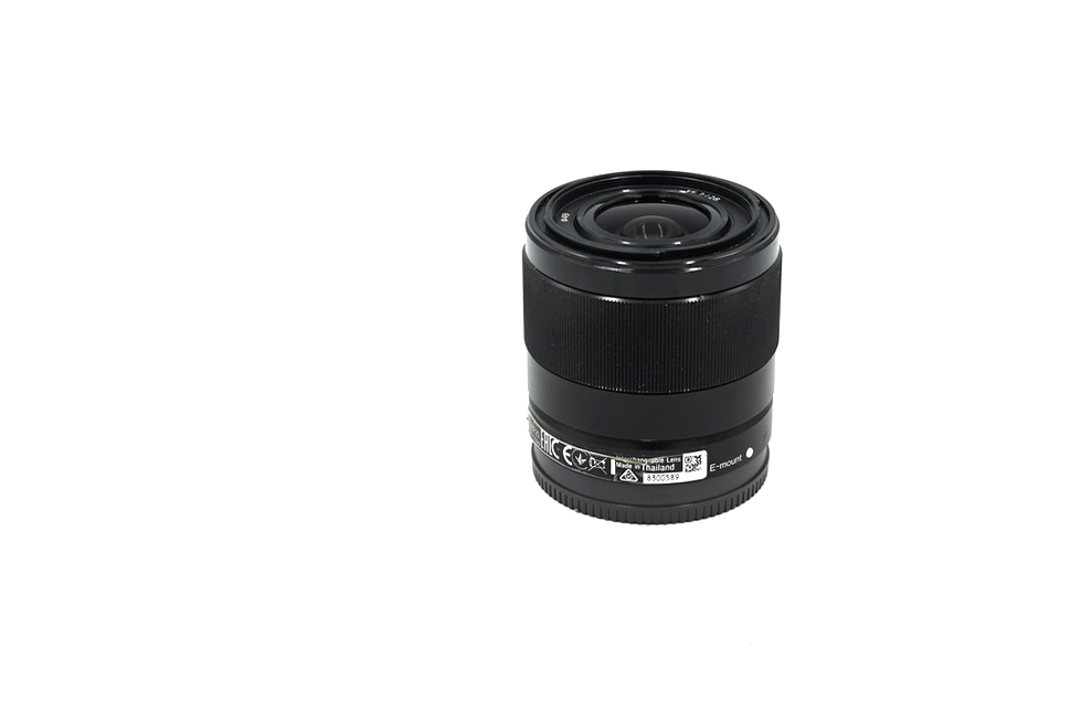 Объектив Sony FE 28mm f/2 (состояние 4) (б/у)