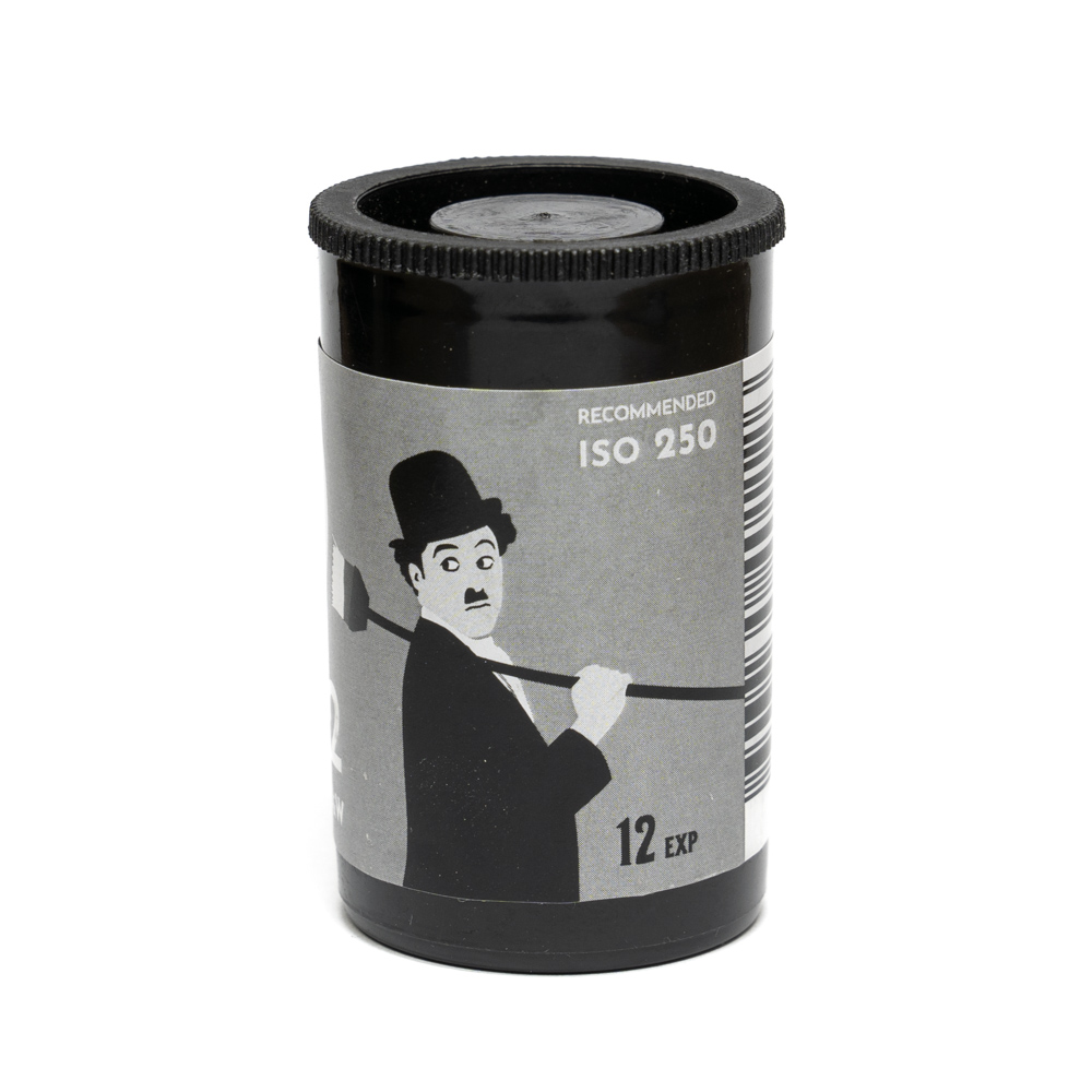 Фотопленка SFL Double-X 5222, ISO 250, ч/б, 12 кадров