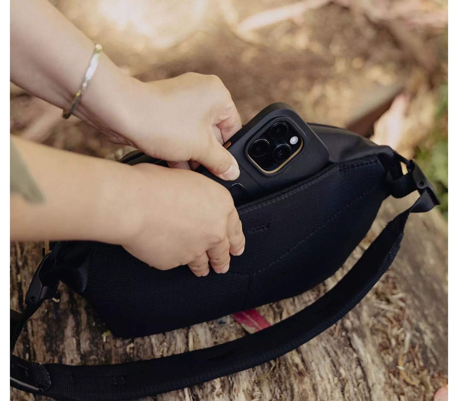 Сумка-слинг Peak Design Outdoor Sling 4L, черная