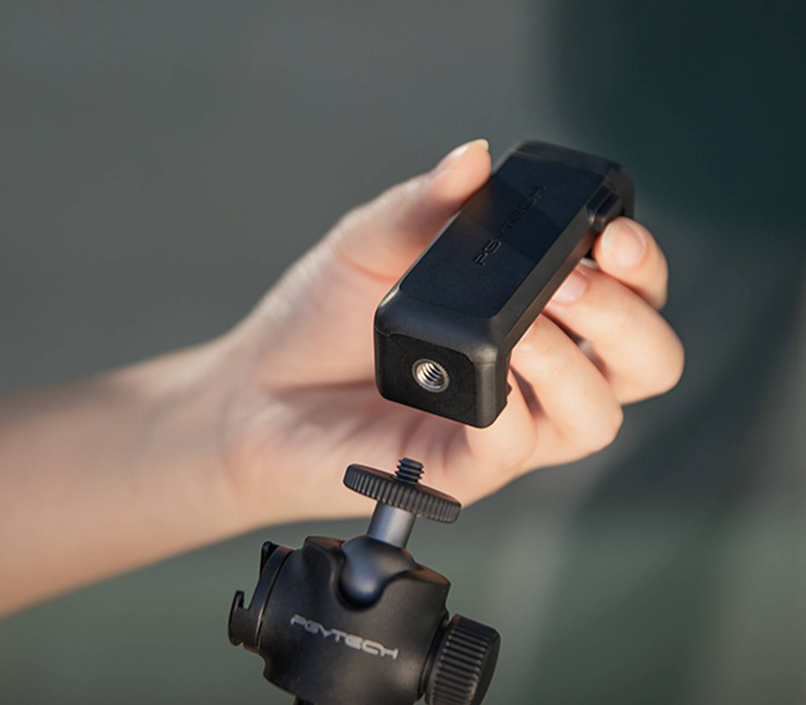 Держатель для телефона PGYTECH Versatile Smartphone Holder