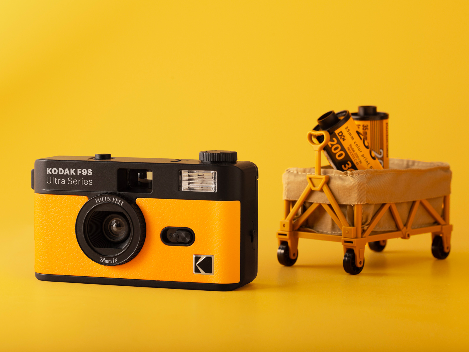 Плёночный фотоаппарат Kodak Ultra F9S Film Camera Yellow (уцененный)