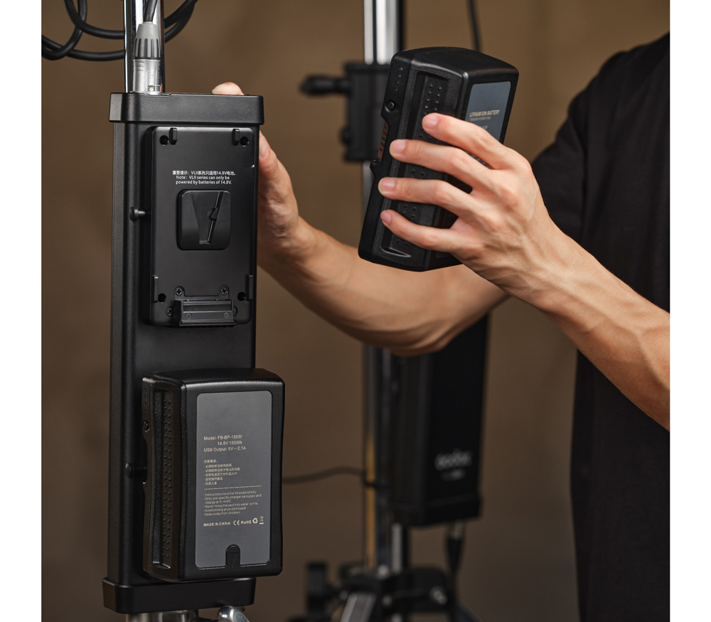 Осветитель Godox VL150II, светодиодный, 165 Вт, 5600К