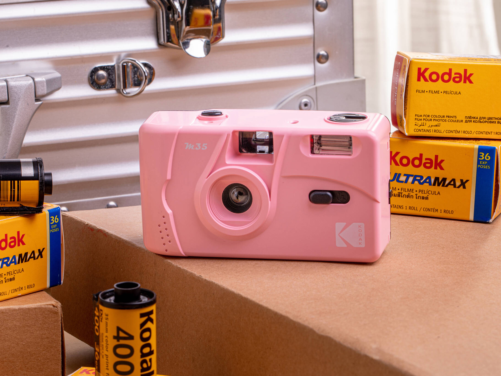 Компактный фотоаппарат Kodak M35 Film Camera Pink