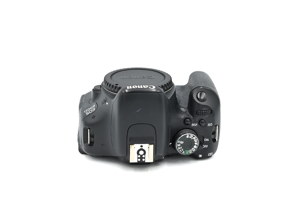Зеркальный фотоаппарат Canon EOS 600D Body (состояние 4) (б/у)