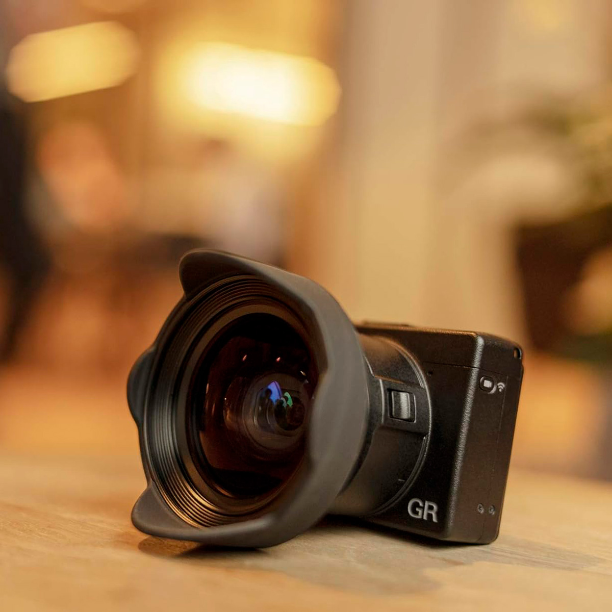 Широкоугольный конвертер Ricoh GW-4 для GR III и GR IV