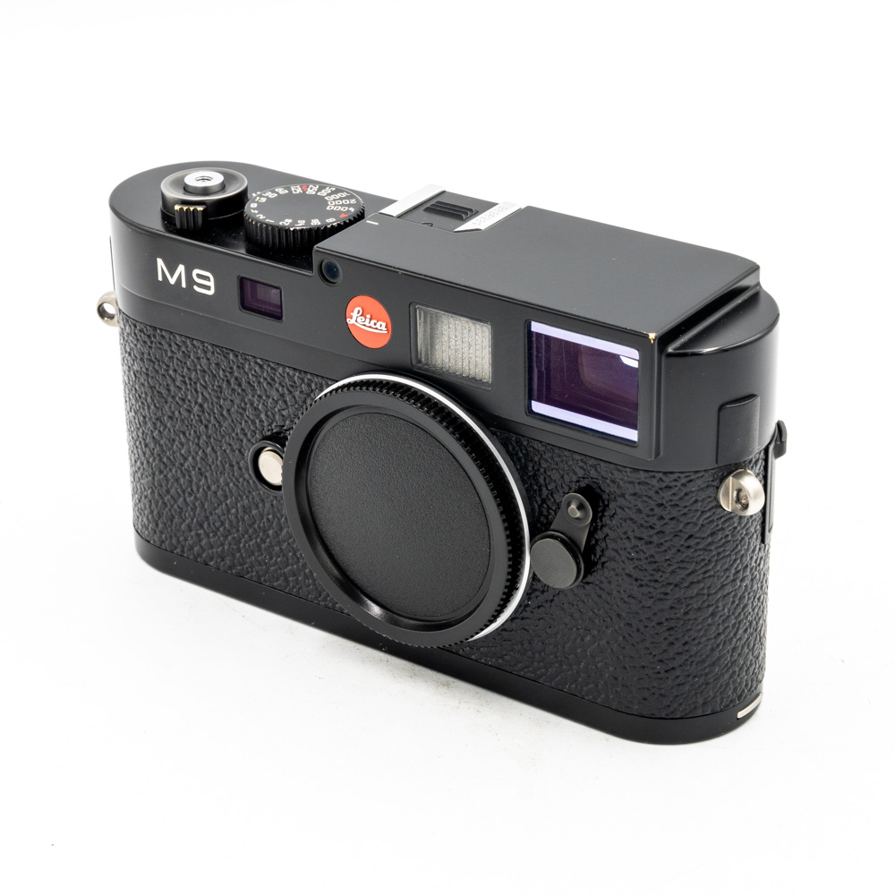 Дальномерный фотоаппарат Leica M9 Black Paint Body (CCD ID 16, состояние 4) (б/у)