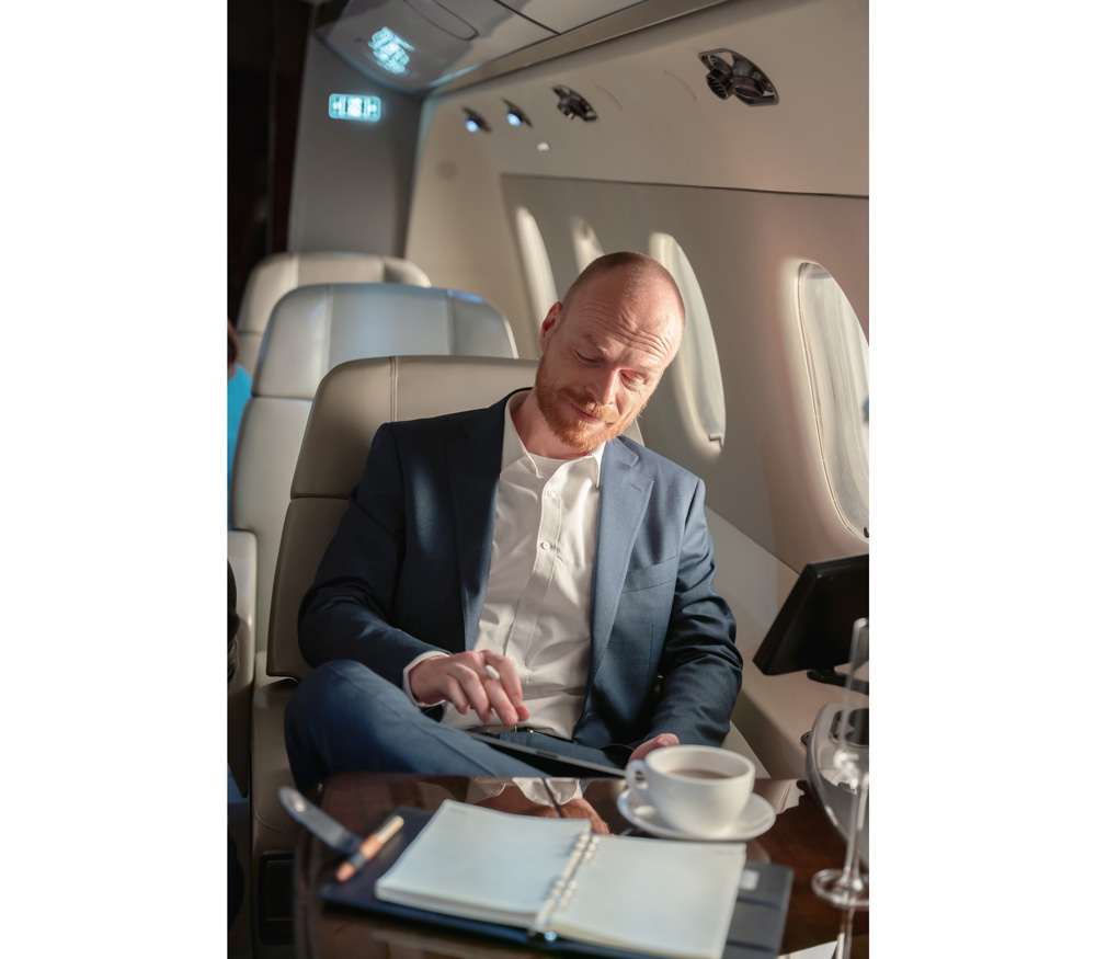 Осветитель Zhiyun Molus X100 Combo Kit, светодиодный, 100 Вт, 2700-6500К