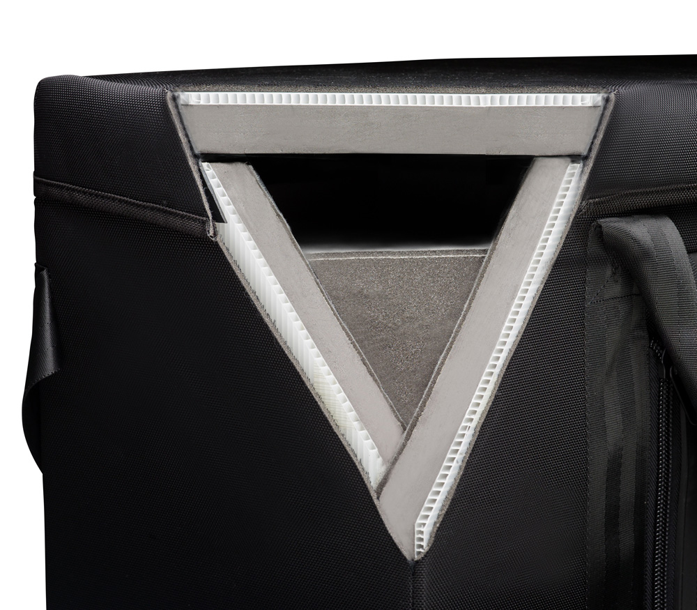 Чемодан на колесах Tenba Air Case Attaché 2520w