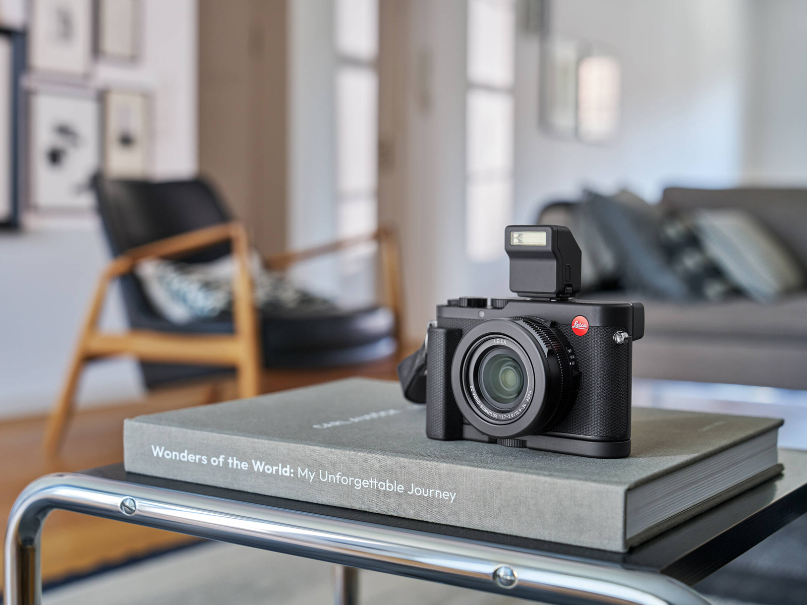 Компактный фотоаппарат Leica D-Lux 8 черный