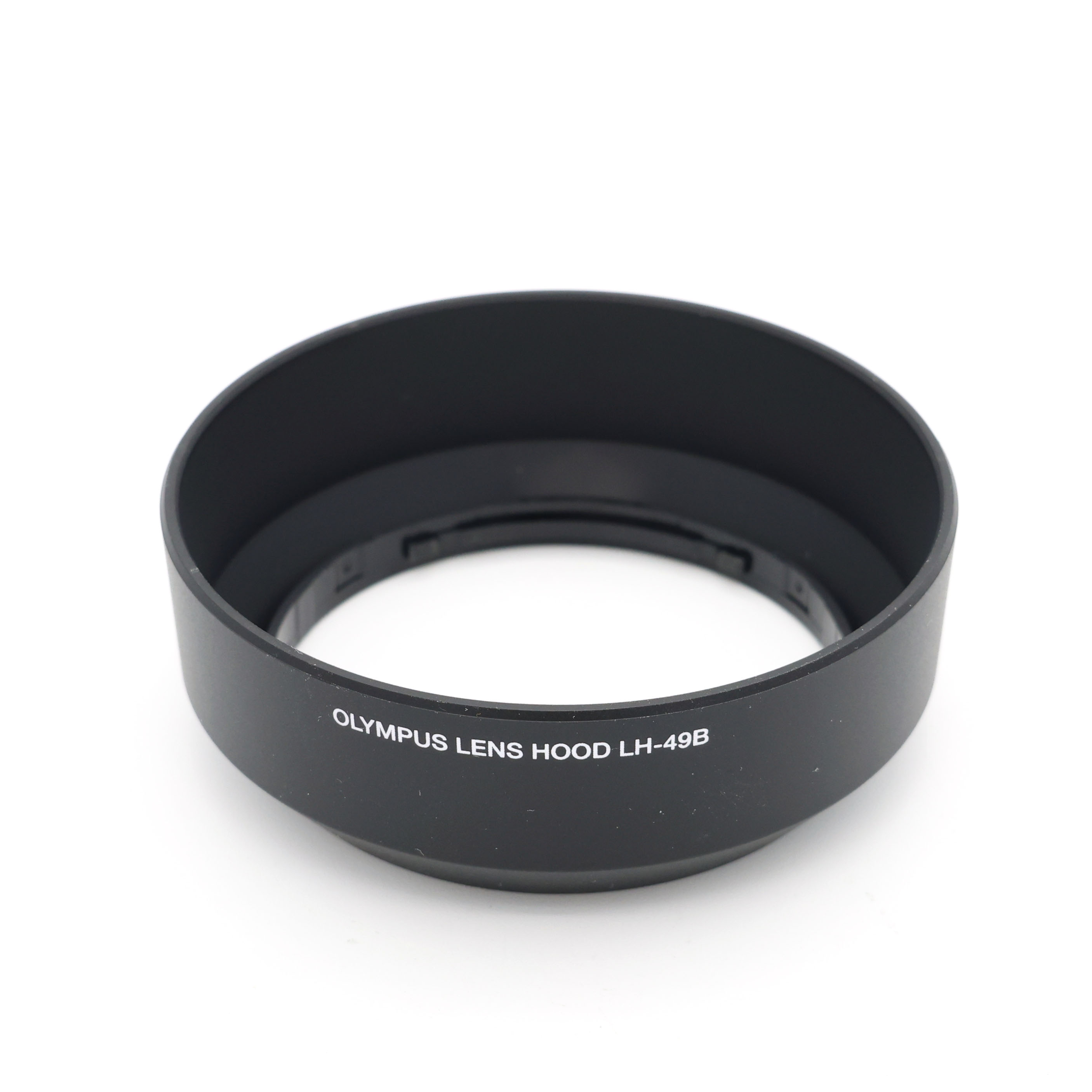 Объектив Olympus M.Zuiko Digital 25mm f/1.8 black (состояние 4) (б/у)