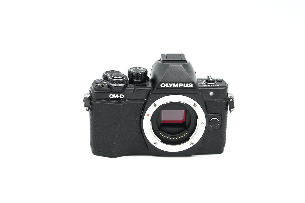Беззеркальный фотоаппарат Olympus OM-D E-M10 Mark II Body черный (состояние 5-) (б/у)