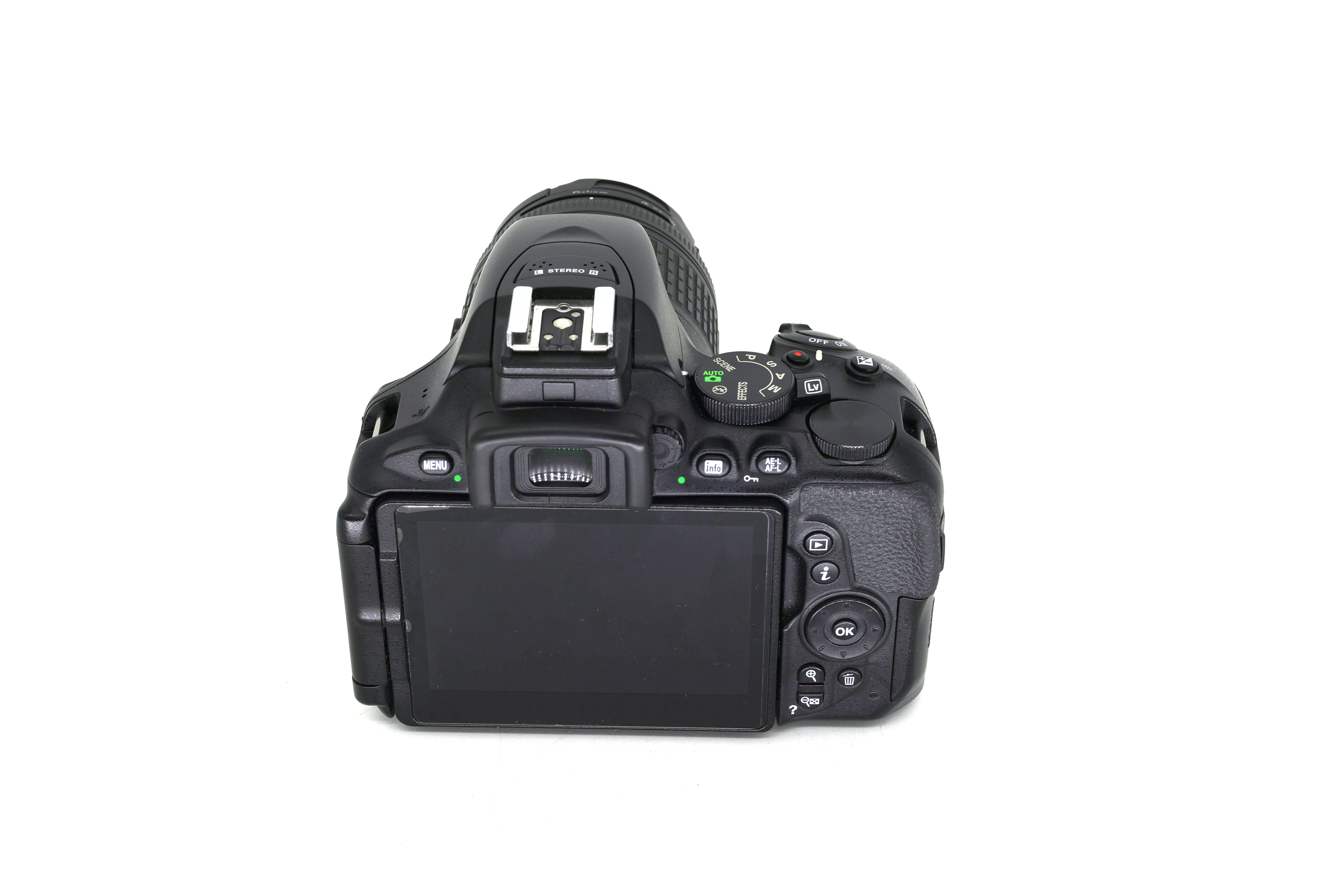 Зеркальный фотоаппарат Nikon D5600 Kit AF-P 18-55mm VR DX (состояние 5) (б/у)