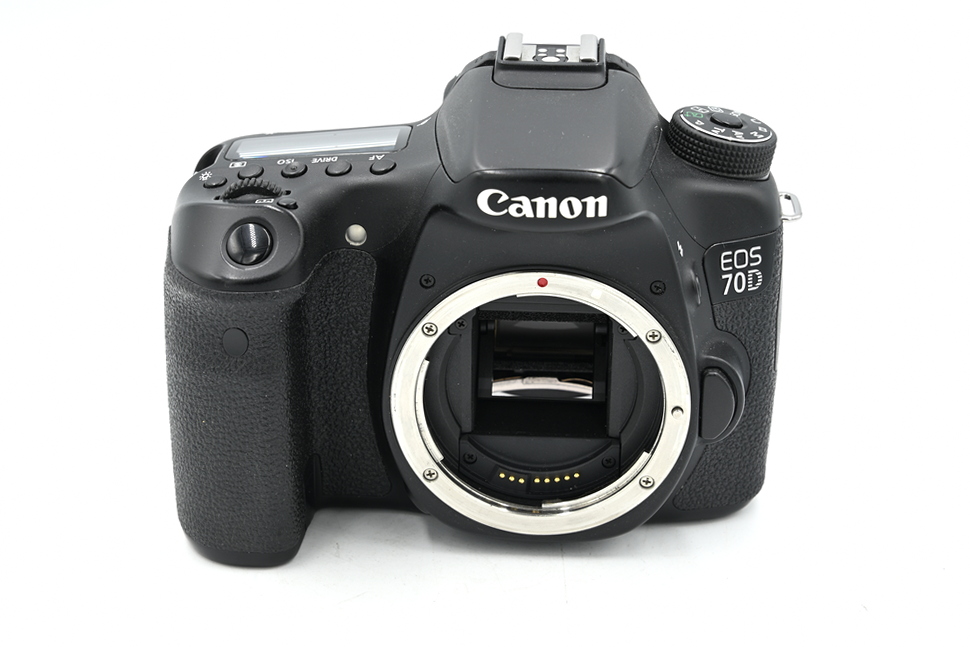 Зеркальный фотоаппарат Canon EOS 70D Body (состояние 5-) (б/у)