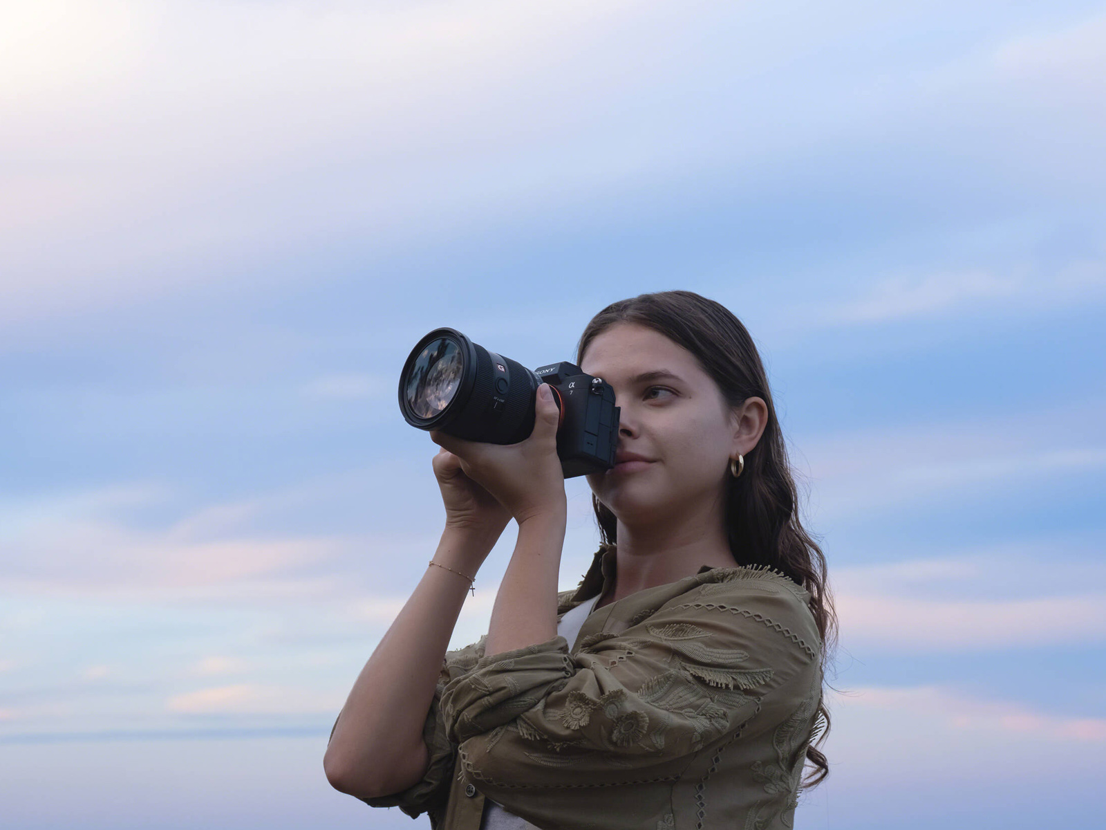 Беззеркальный фотоаппарат Sony a7 V Kit FE 28-70mm f/3.5-5.6 OSS II