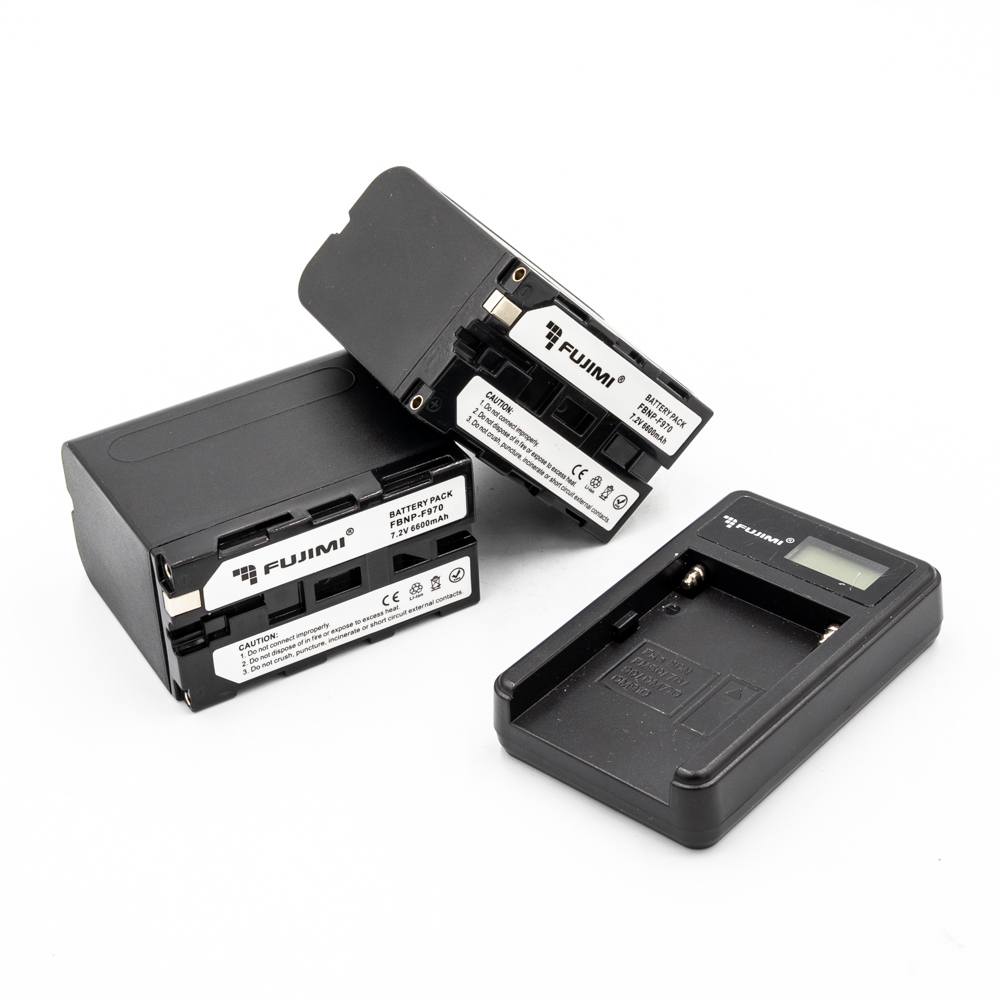 Осветитель Yongnuo YN-300 Air, комплект с ЗУ и 2 АКБ (состояние 5-) (б/у)