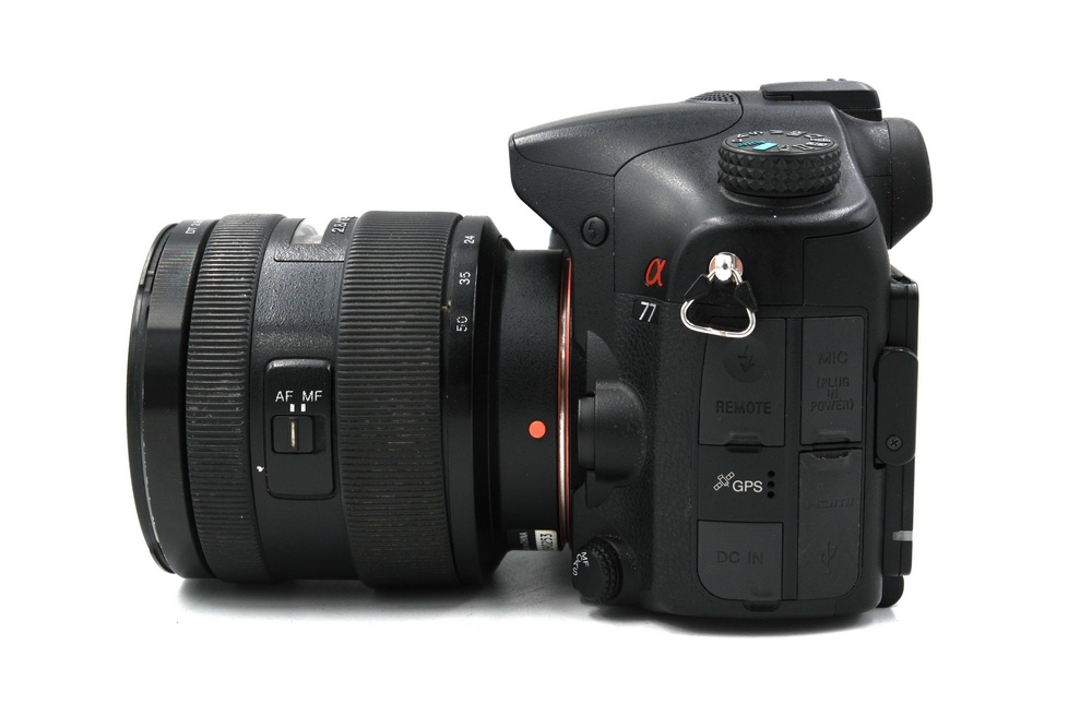 Зеркальный фотоаппарат Sony Alpha a77 Kit 16-50mm f/2.8 DT SSM (состояние 4) (б/у)