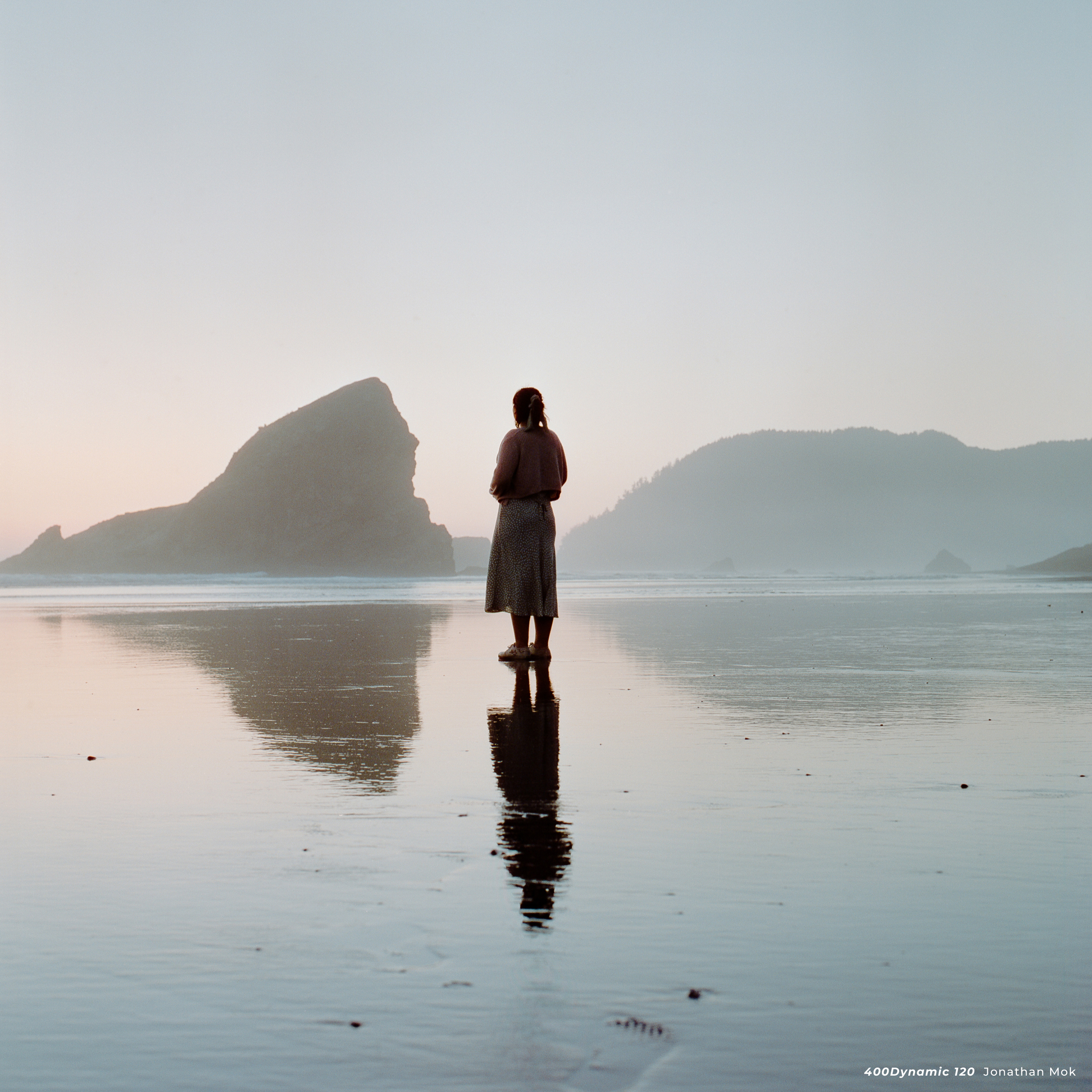 Фотопленка CineStill 400 Dynamic Versatile Color Negative 120