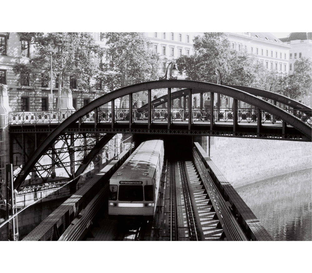Фотопленка Lomography B&W Berlin Kino 400/36