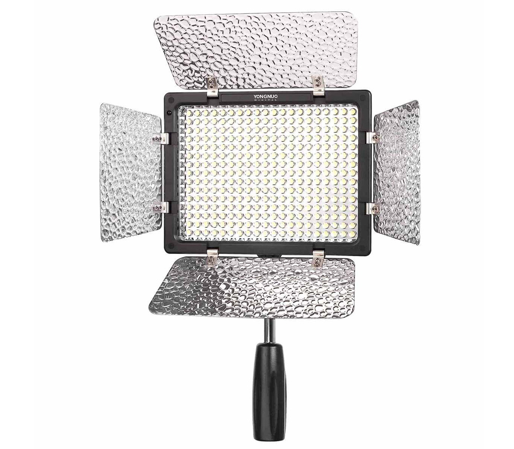 Осветитель Yongnuo YN300 III LED светодиодный, 3200 / 5500 K, 2280 лм