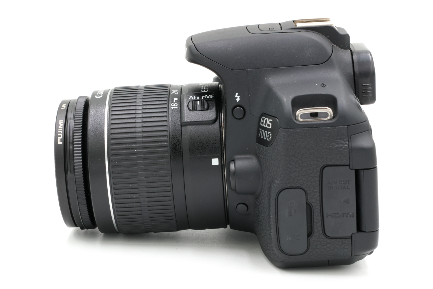 Зеркальный фотоаппарат Canon EOS 700D Kit EF-S 18-55mm f/3.5-5.6 III (состояние 5-) (б/у)