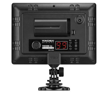 Осветитель Yongnuo YN300 AIR светодиодный, 18 Вт, 3200-5500 K (уцененный)
