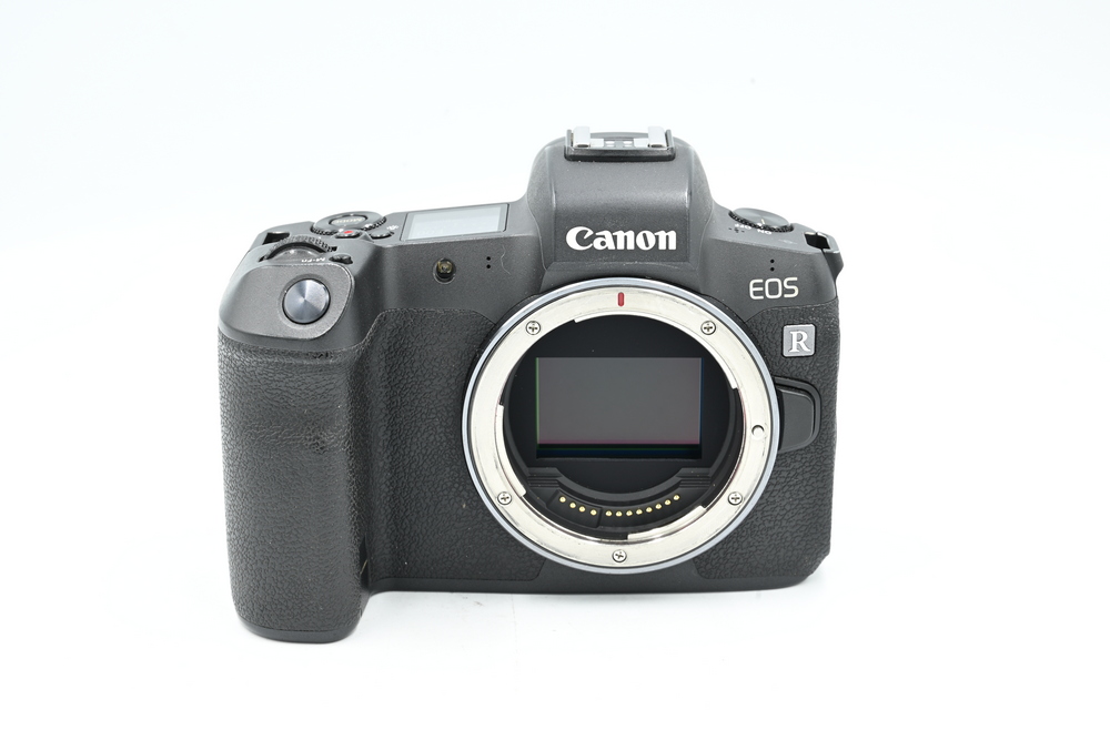 Беззеркальный фотоаппарат Canon EOS R Body (состояние 5-) (б/у)