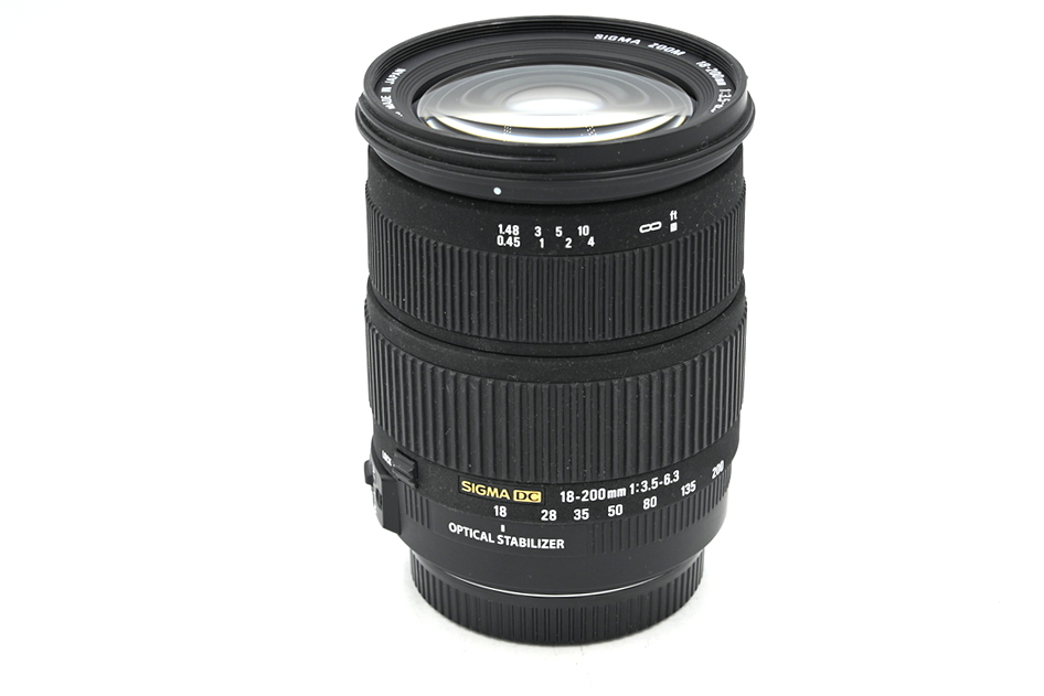 Объектив Sigma AF 18-200mm f/3.5-6.3 DC Macro OS Canon EF-S (состояние 5-) (б/у)