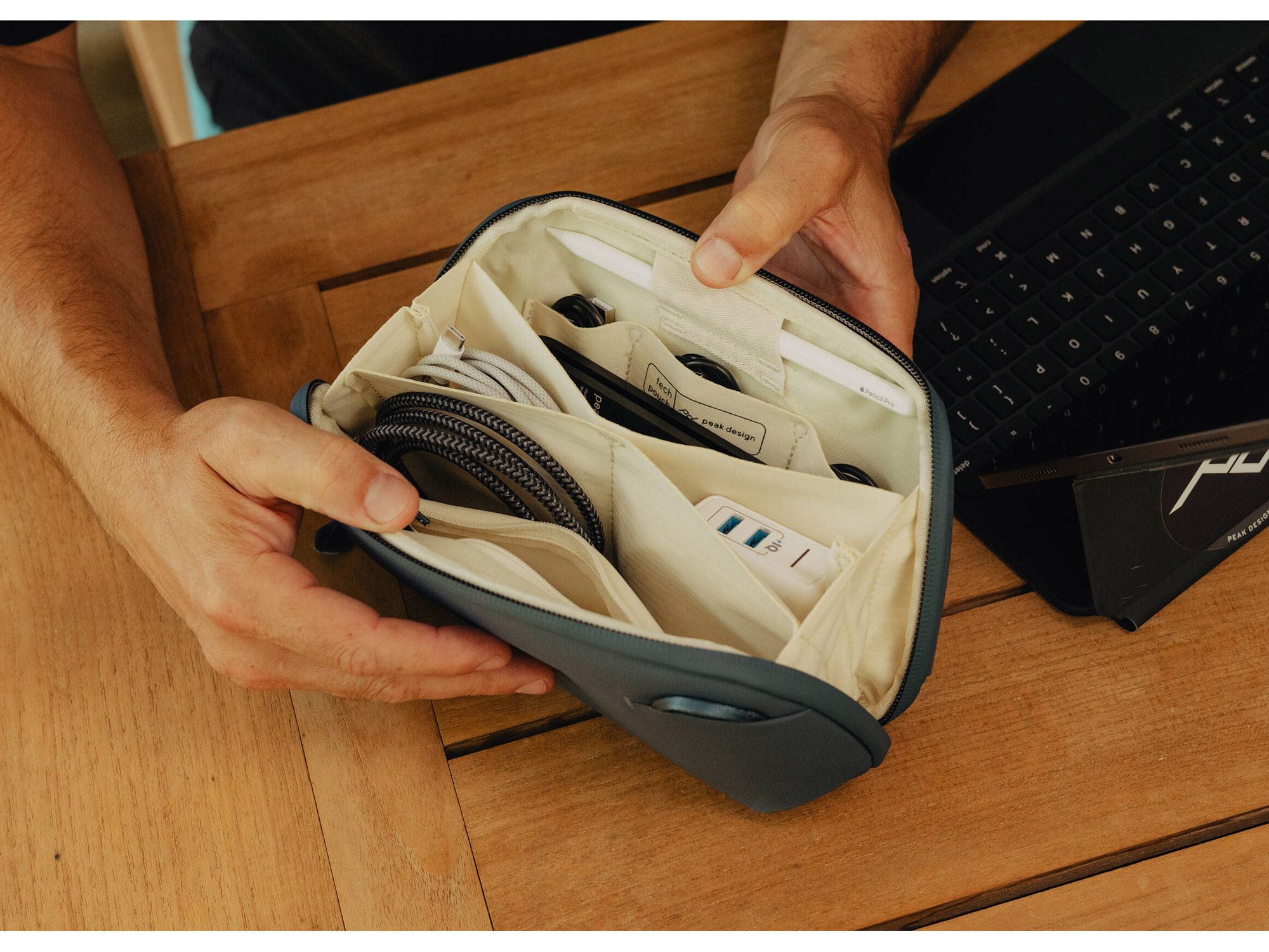 Чехол Peak Design Tech Pouch Small, для аксессуаров, цвет Ocean, синий