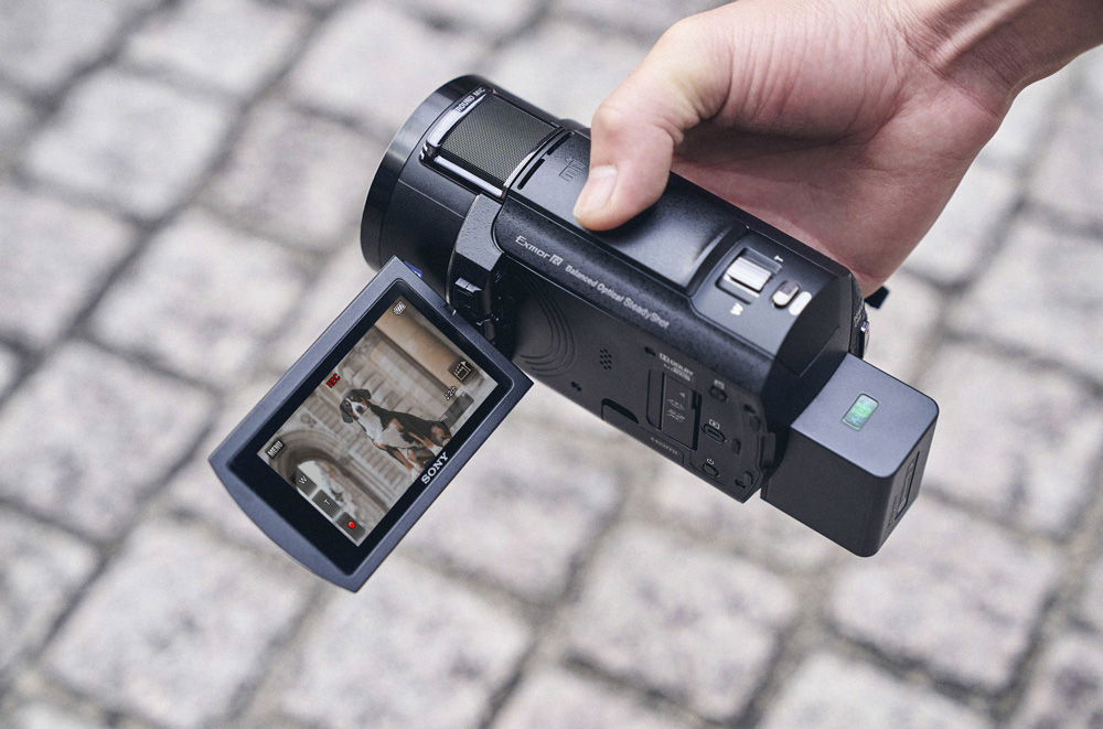 Видеокамера Sony FDR-AX45A
