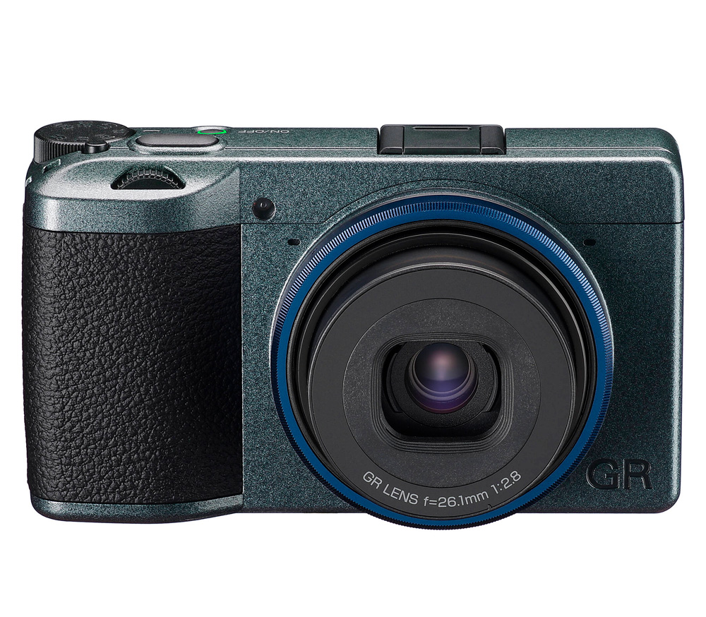 Компактный фотоаппарат Ricoh GR IIIx Urban Edition в комплекте с чехлом GC11 (EU)