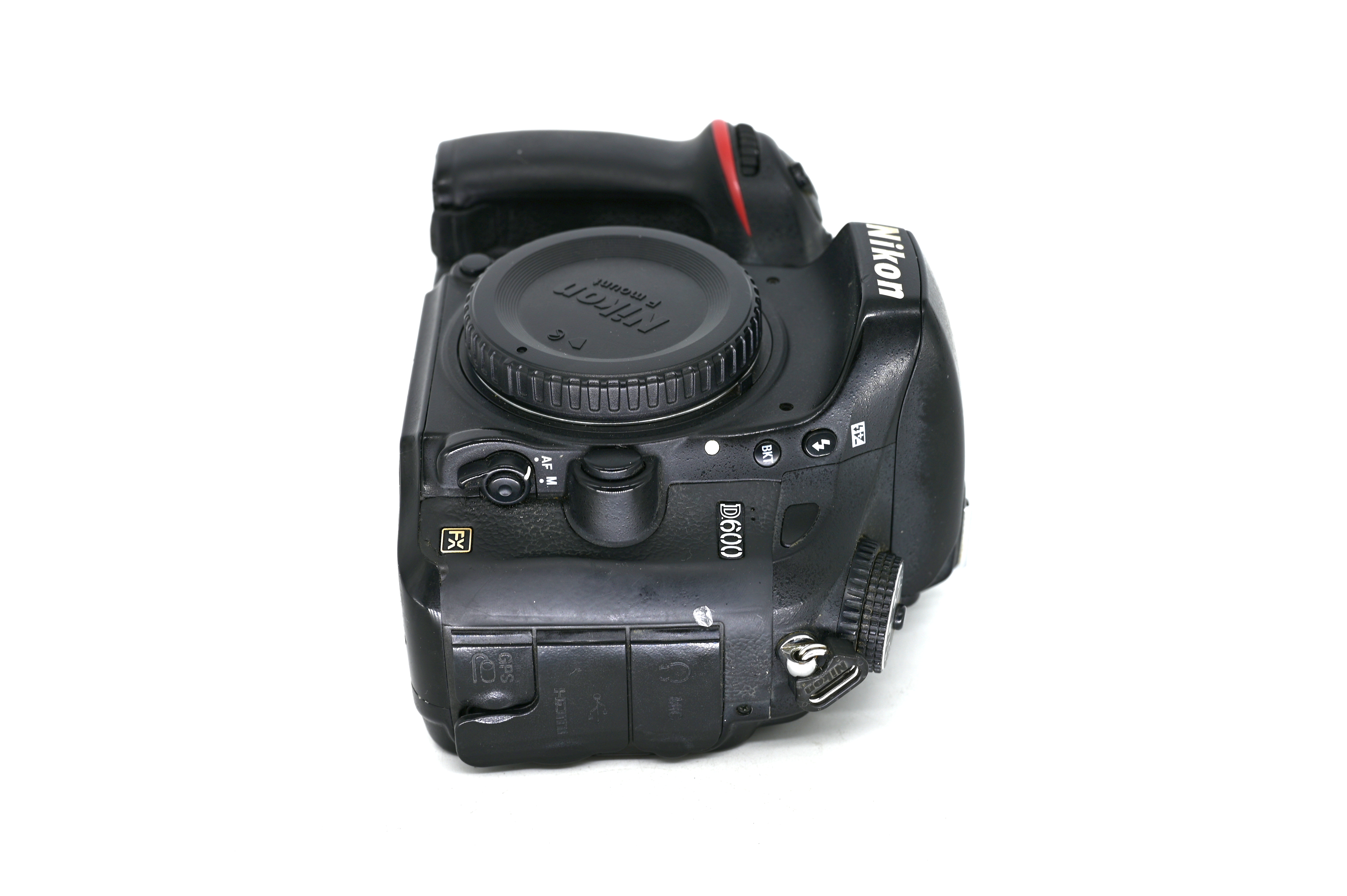 Зеркальный фотоаппарат Nikon D600 Body (состояние 3) (б/у)