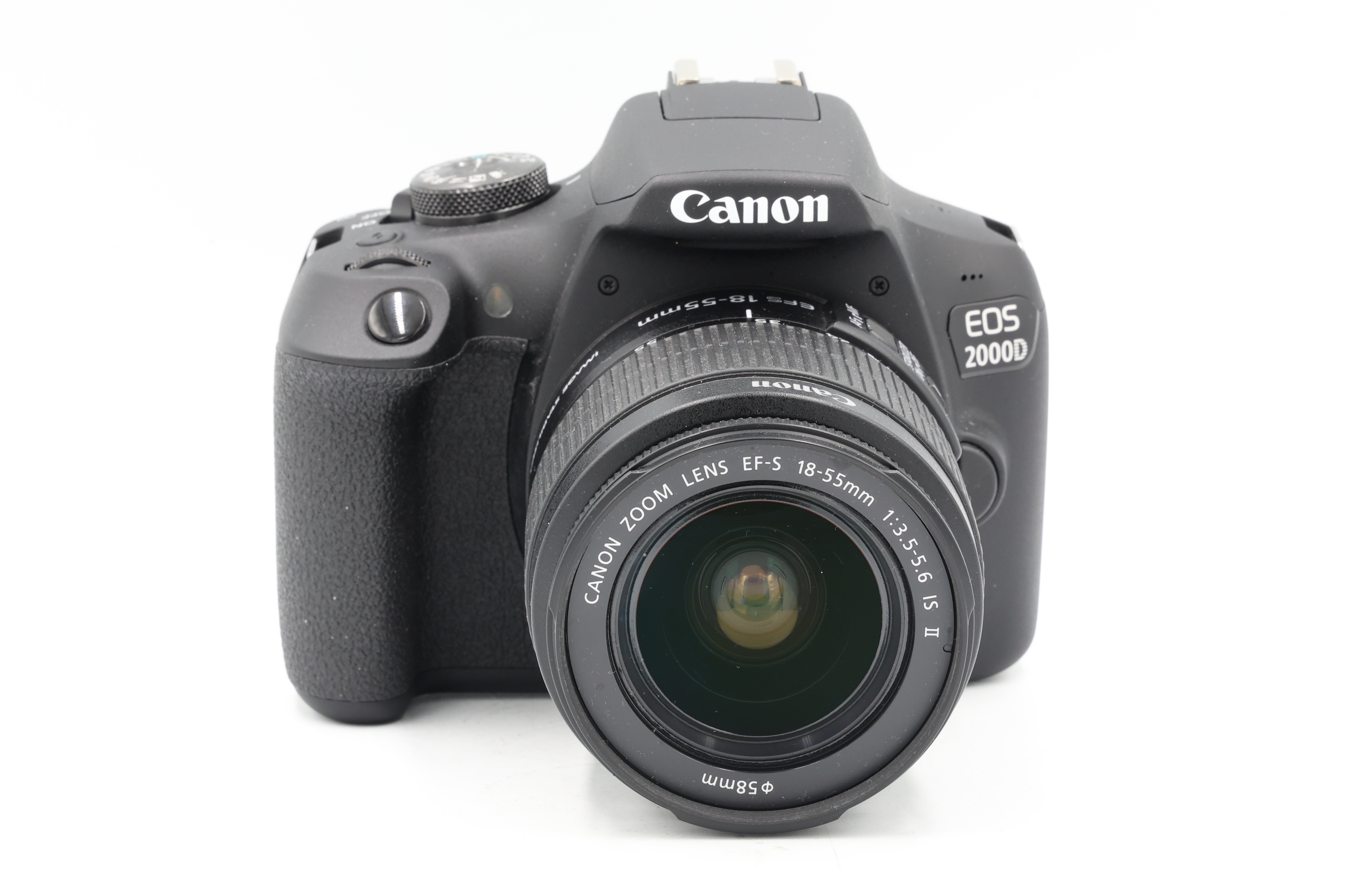 Зеркальный фотоаппарат Canon EOS 2000D Kit EF-S 18-55mm f/3.5-5.6 IS II (состояние 5) (б/у)