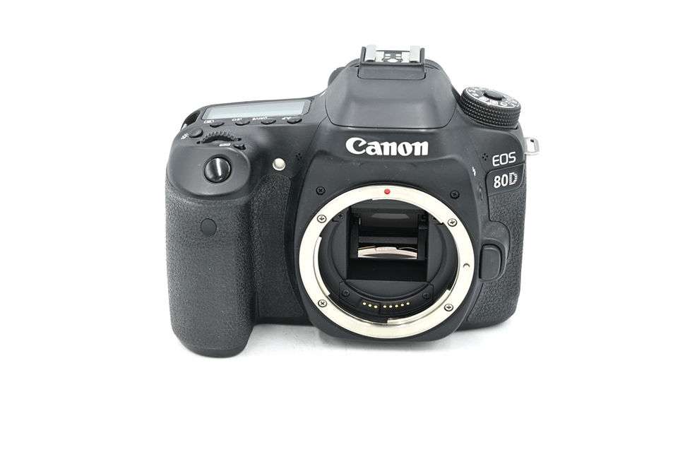 Зеркальный фотоаппарат Canon EOS 80D Body (состояние 5-) (б/у)