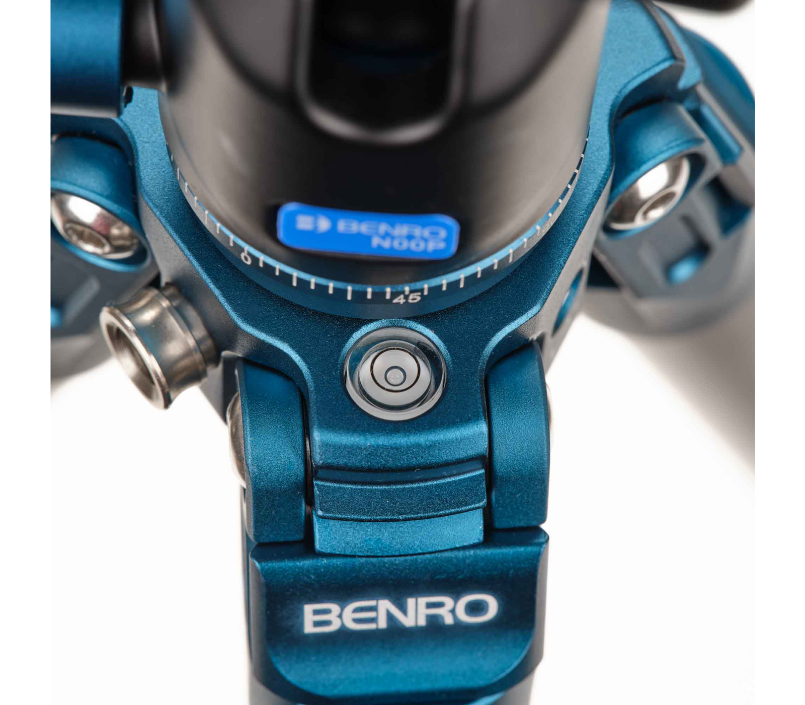 Штатив Benro TSSL08AN00P Super Slim с шаровой головой, цанговые замки
