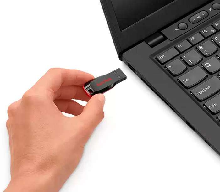 Накопитель SanDisk USB 2.0 Flash 32GB Cruzer Blade, черный