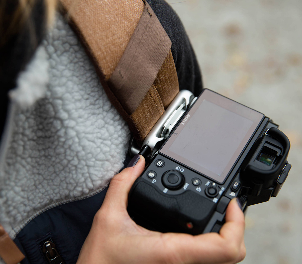 Крепление для камеры Peak Design Capture V3, без площадки, серебристое