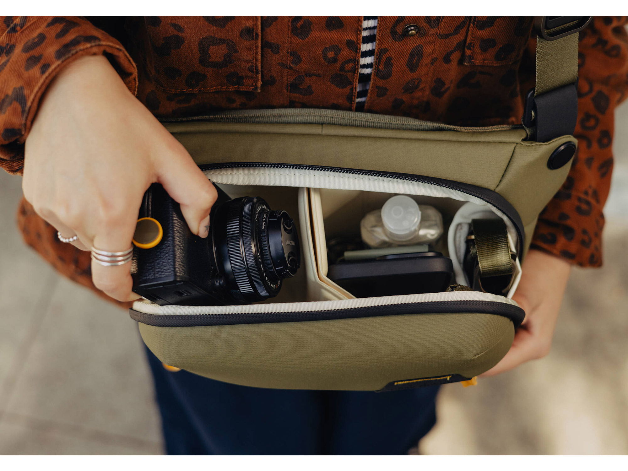 Сумка Peak Design The Everyday Sling 3L, цвет Kelp, оливковый