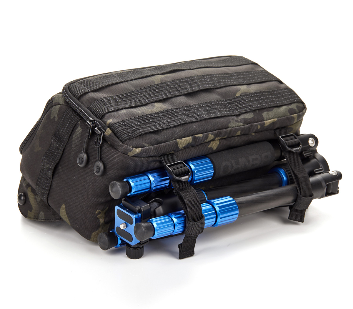 Сумка Tenba Axis v2 Tactical 6L Sling Bag камуфляж