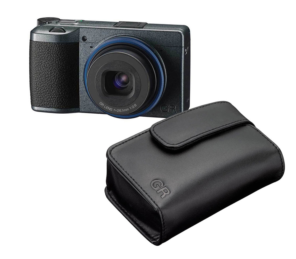 Компактный фотоаппарат Ricoh GR IIIx Urban Edition в комплекте с чехлом GC11 (EU, без AC)