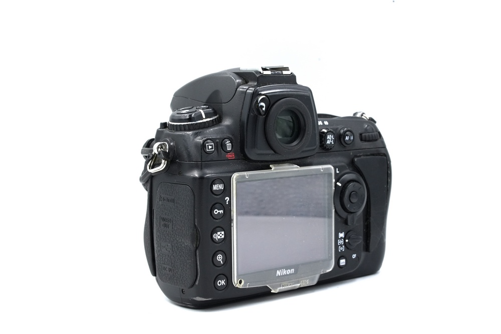 Зеркальный фотоаппарат Nikon D700 body (состояние 4-) (б/у)