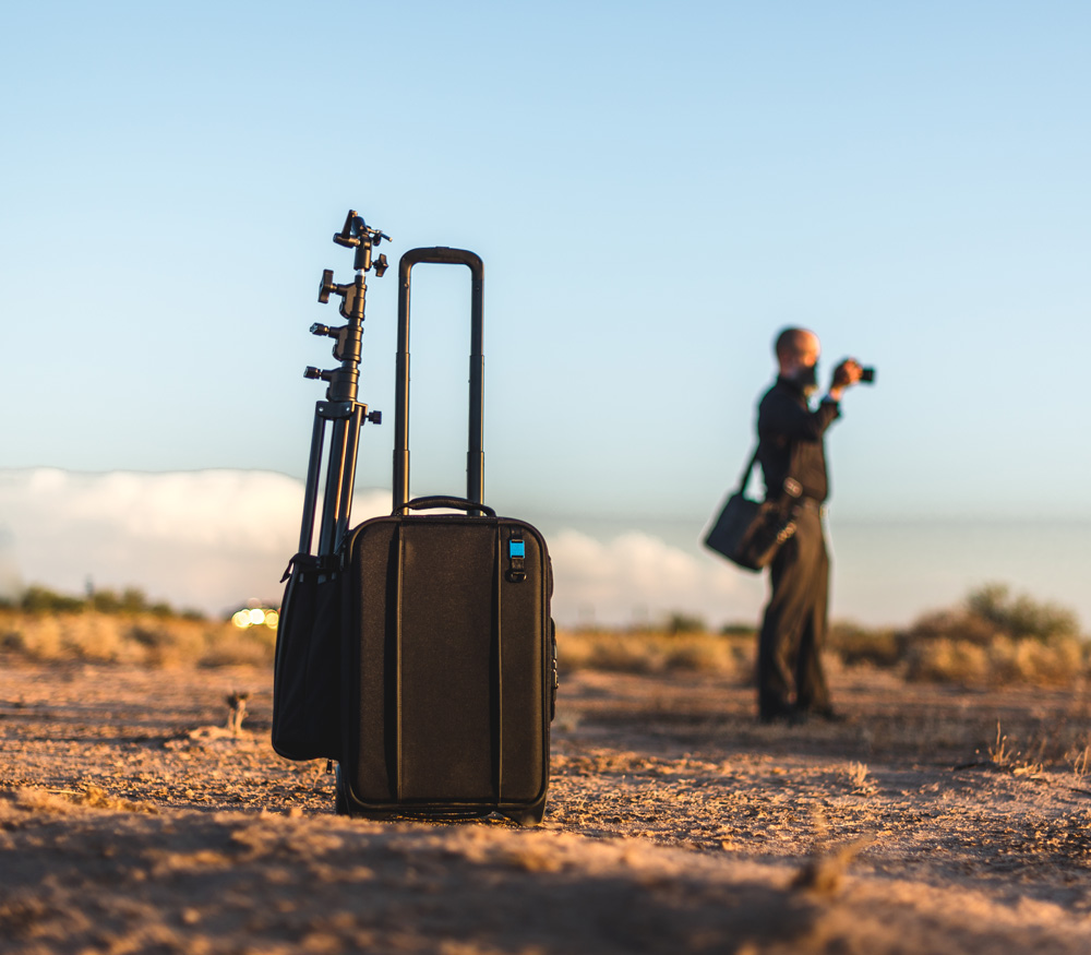 Чемодан на колесах Tenba Roadie Air Case Roller 21