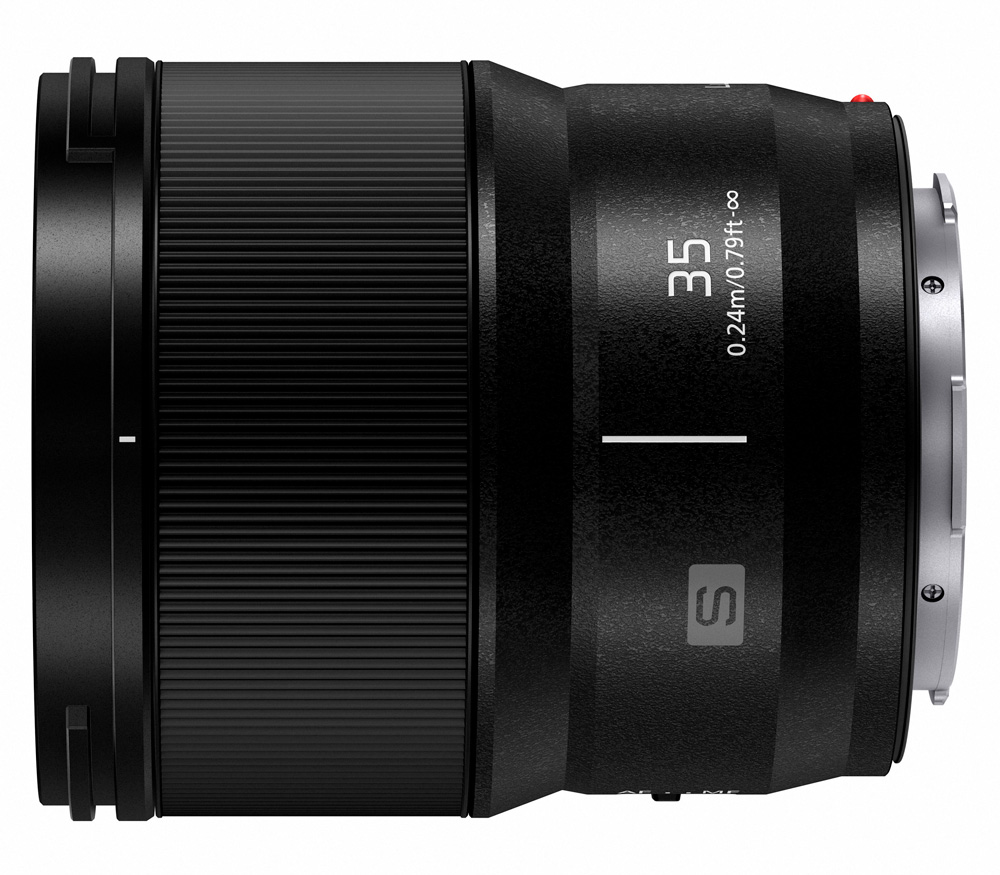 Объектив Panasonic Lumix S 35mm f/1.8