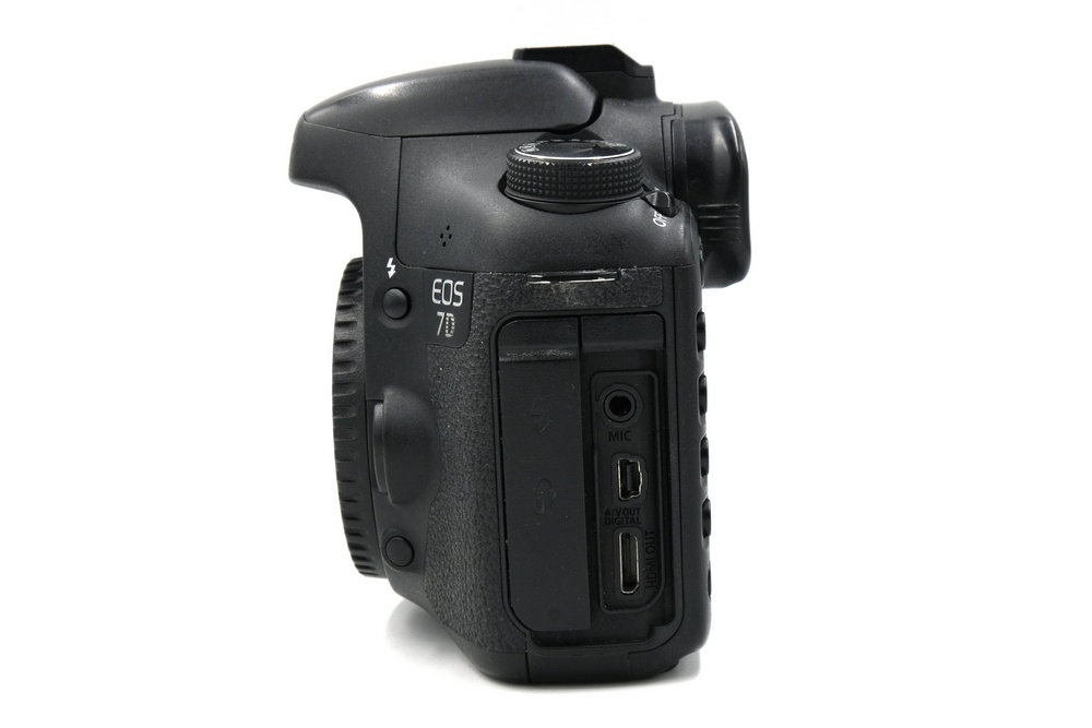 Зеркальный фотоаппарат Canon EOS 7D Body (состояние 4) (б/у)