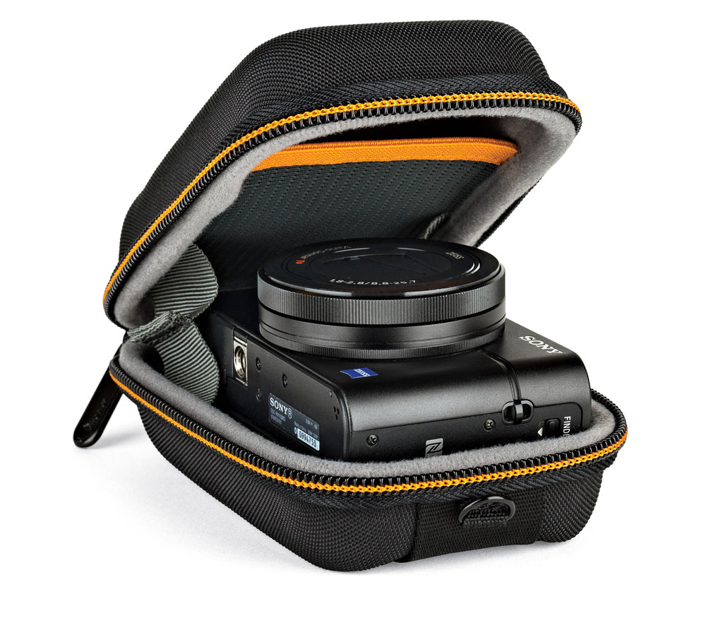 Чехол Lowepro Hardside CS 20