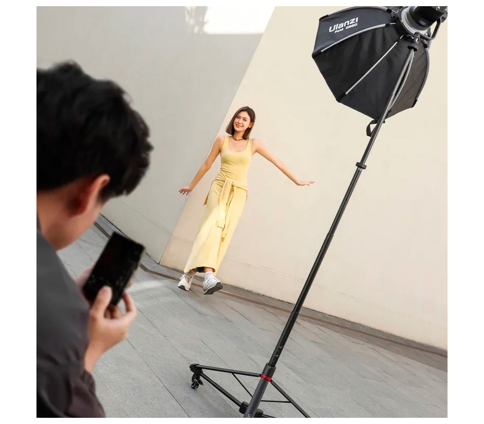 Стойка Ulanzi AT-05 Foldable Light Stand, 200 см, до 5 кг