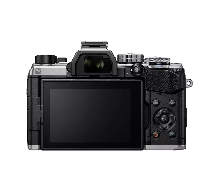 Беззеркальный фотоаппарат OM System OM-5 Kit 14‐150mm f/4‐5.6 II, серебристый