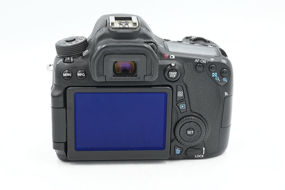 Зеркальный фотоаппарат Canon EOS 70D Body (состояние 5-) (б/у)