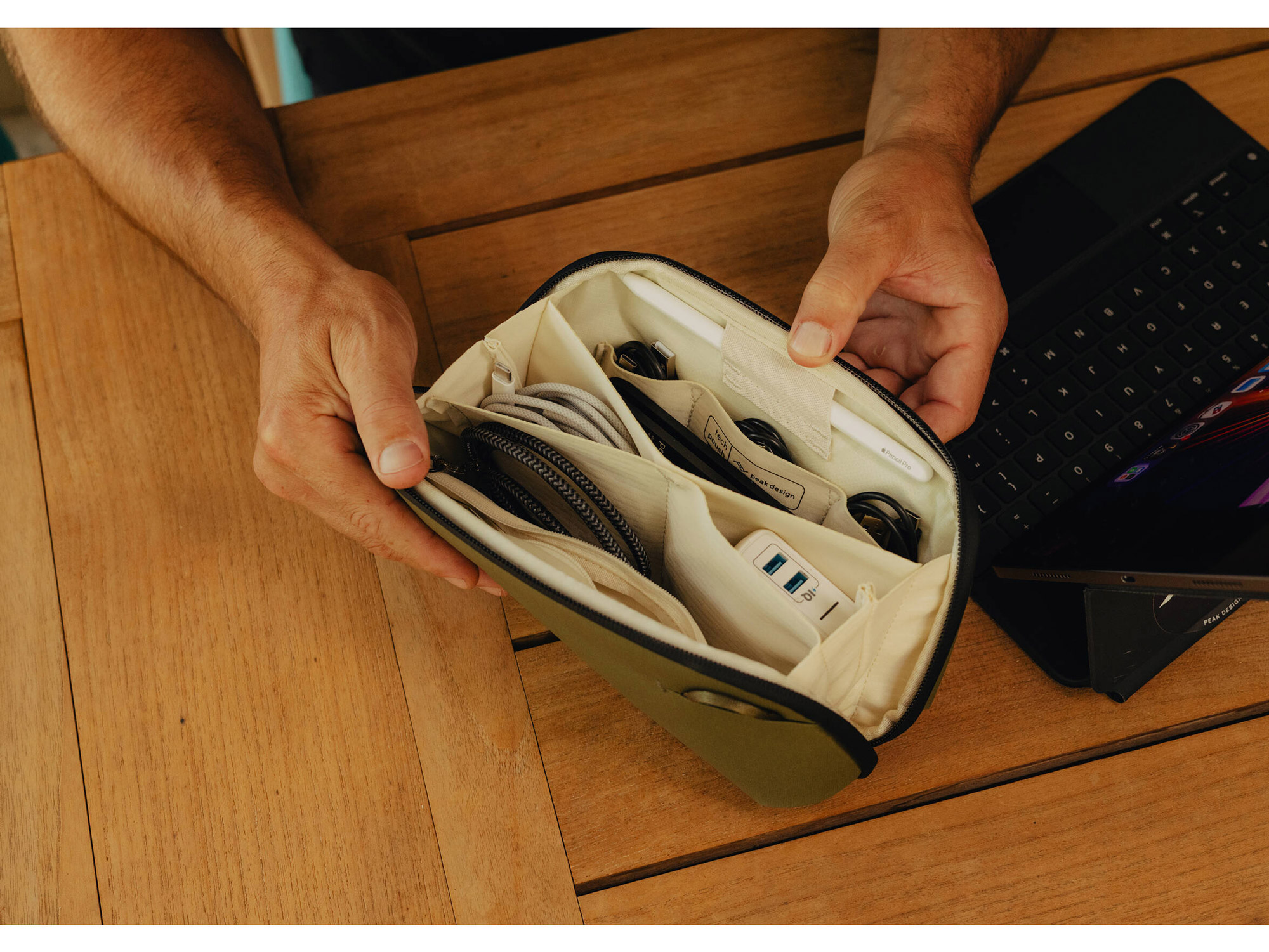 Чехол Peak Design Tech Pouch Small, для аксессуаров, цвет Kelp, оливковый