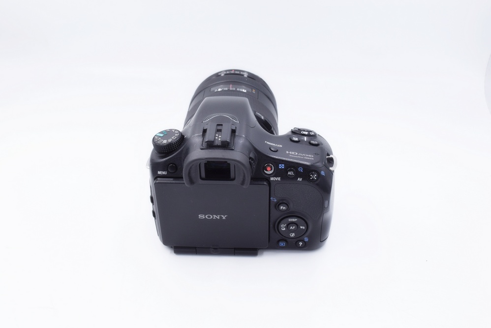 Зеркальный фотоаппарат Sony Alpha 65 + Sony A 16-50 mm f/2.8 DT SSM (состояние 4) (б/у)